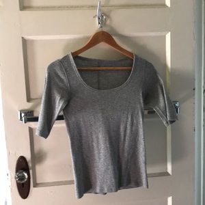 Everlane grey Pima scoop neck micro rib tshirt
